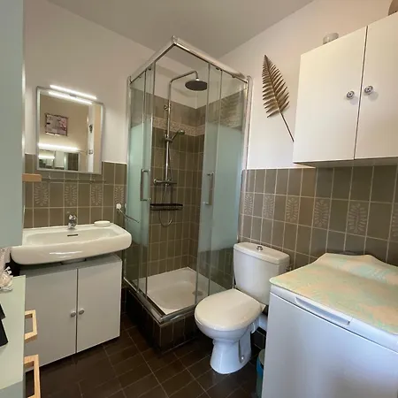 Cosy Avec Parking 100m * Fréjus